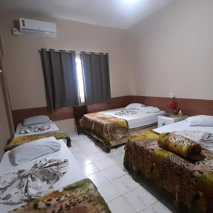 Aparecida Akuto'S Pousada Bed & Breakfast Ngoại thất bức ảnh